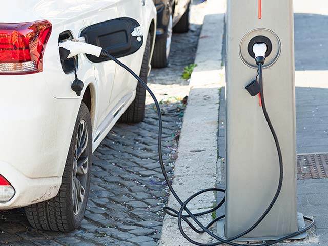 Preparing Yourself & Your Fleet for the EV Movement