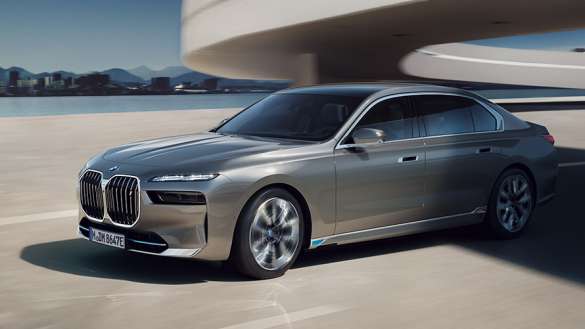 BMW-i7.jpg
